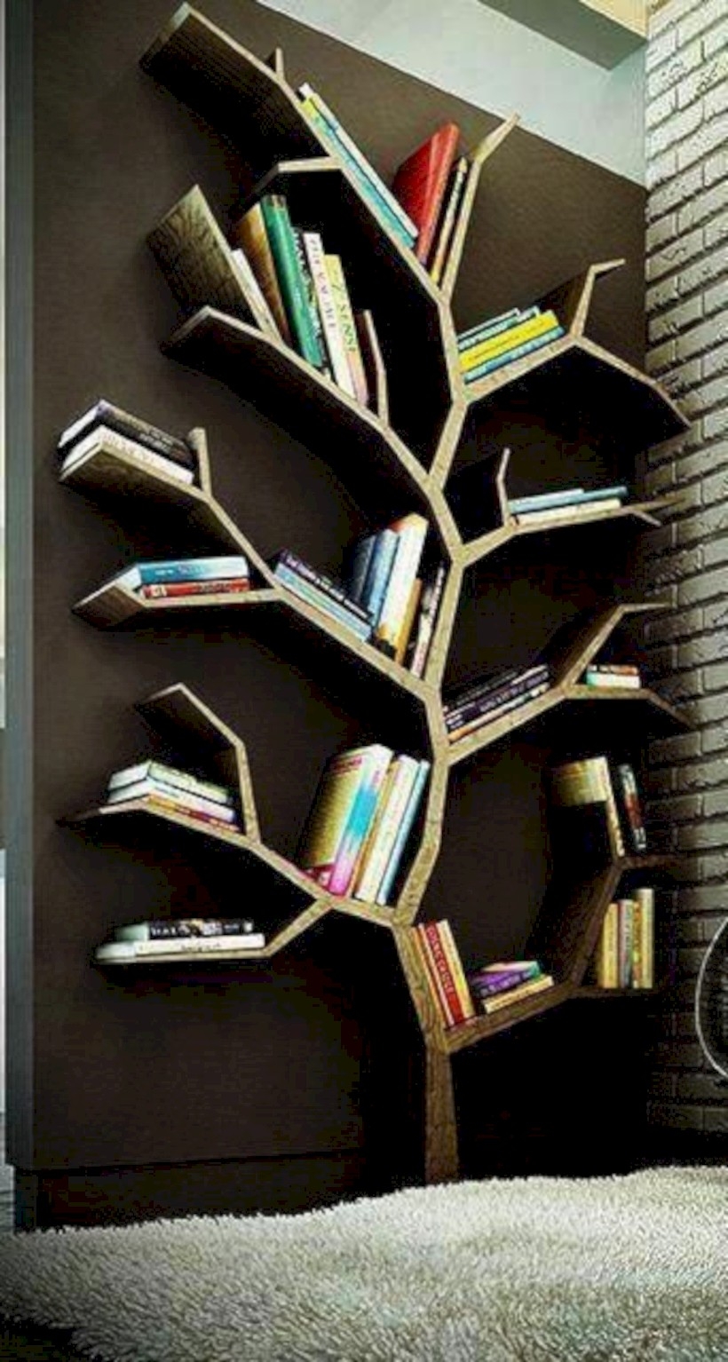 Bookshelf tree