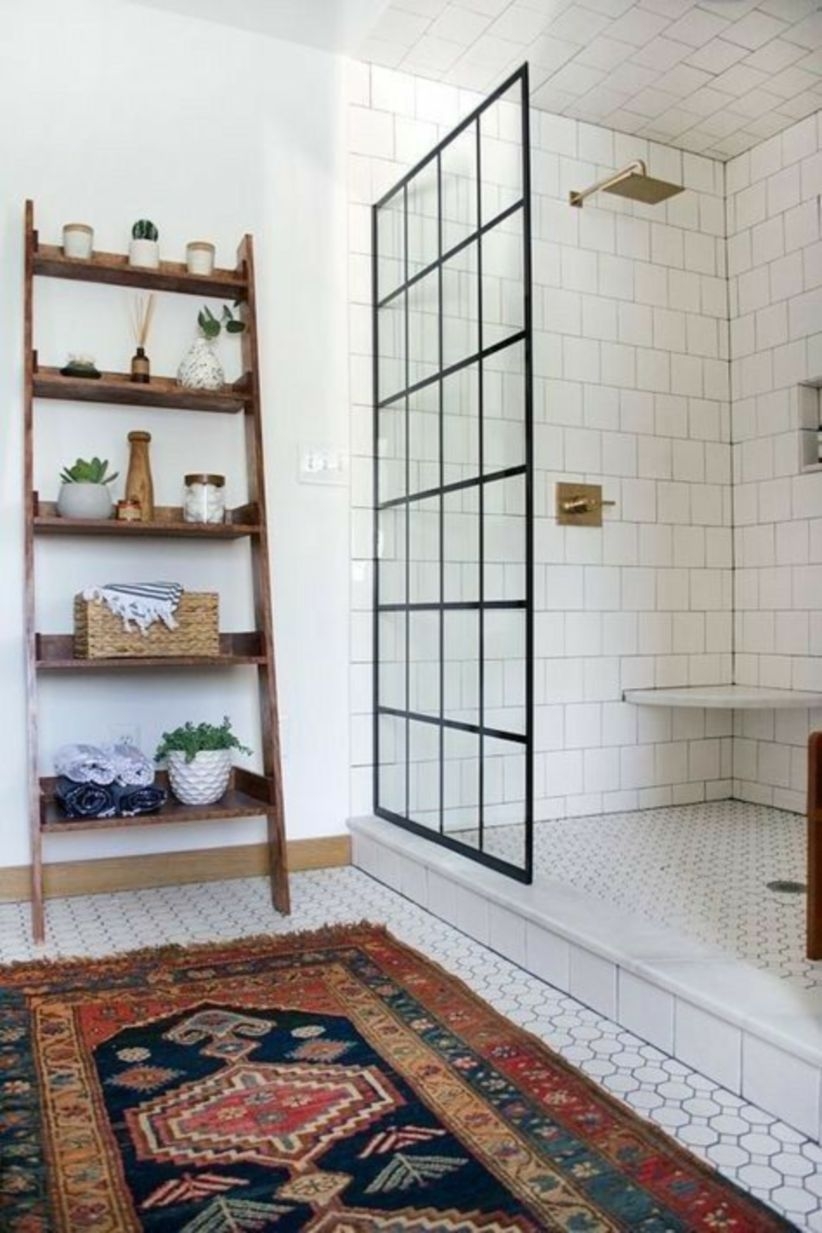 Floor tile and shower door for bathroom