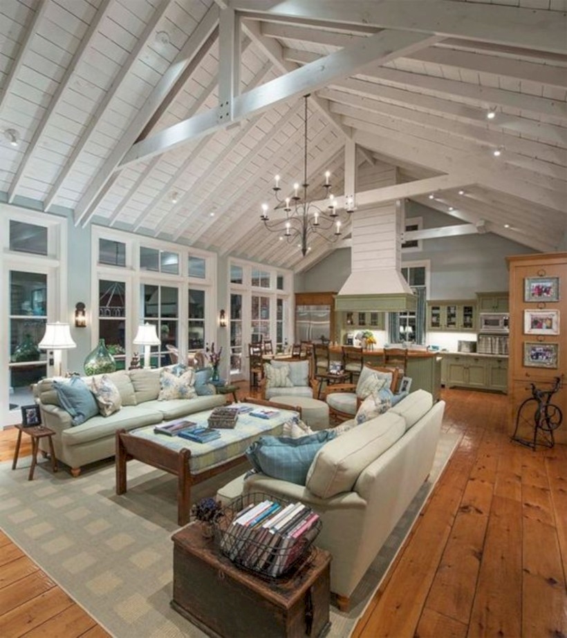 Living room with antique time belongings