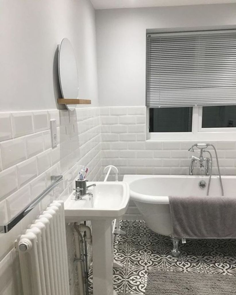 Our devon stone floor tiles make a wonderful feature of any hallway or bathroom