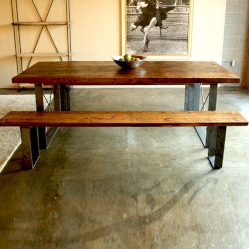 Railcar dining table
