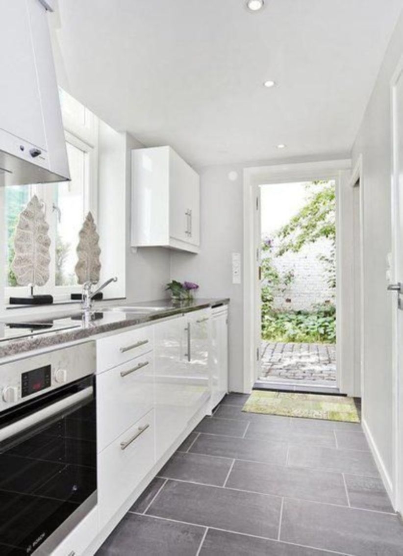 Run your tile flooring for kitchen decoration