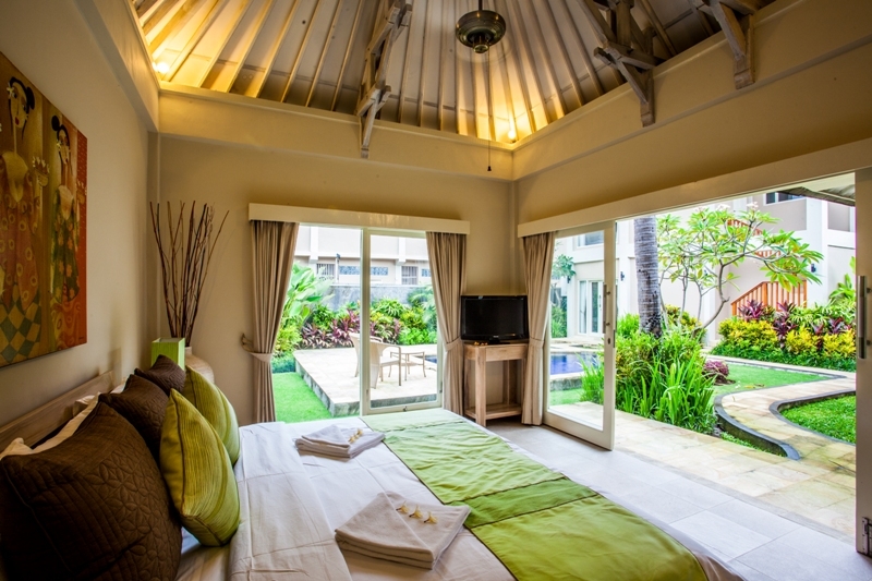 2. bed room with swimming pool