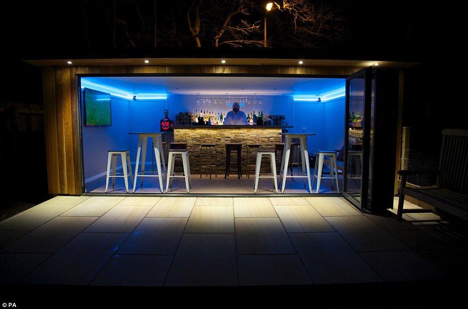 Backyard sheds design ideas that you will love 5