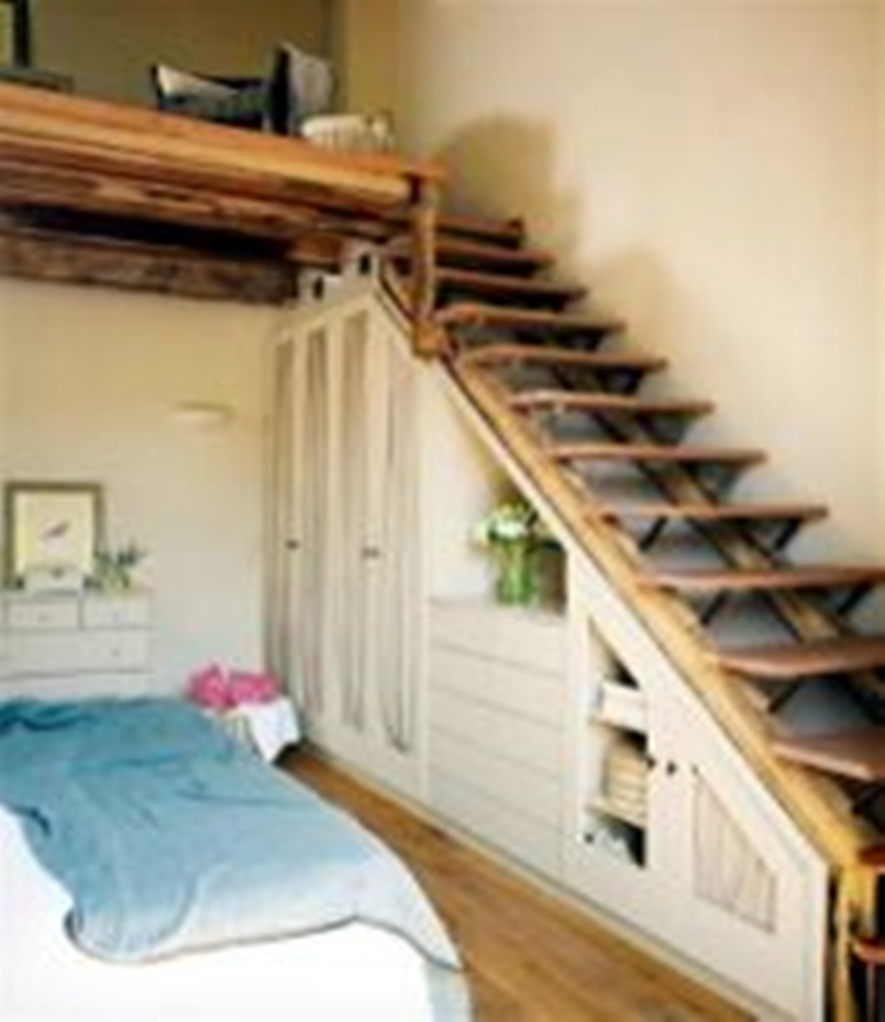 Amazing-loft-stair-for-tiny-house-ideas-6