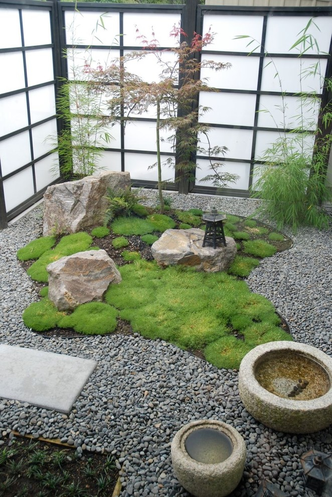 Japanese little rock garden