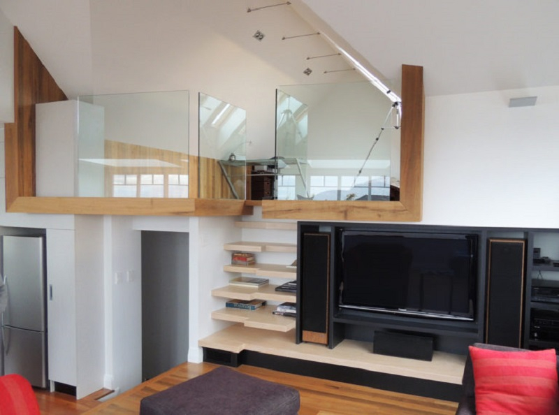 Built-in-stairs-tv-shelf