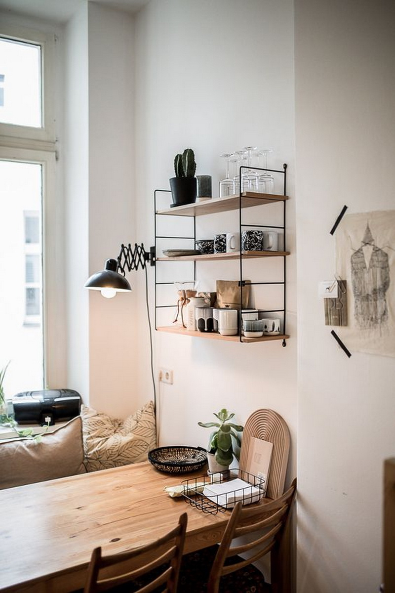 1. matching shleve with dinning table