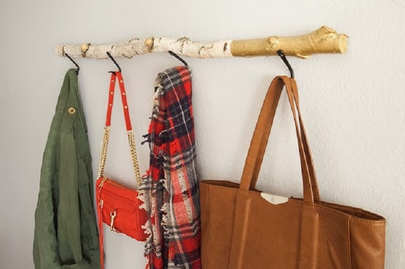 Driftwood wall hanger