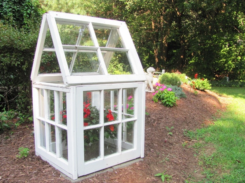 Miniature greenhouse from old windows