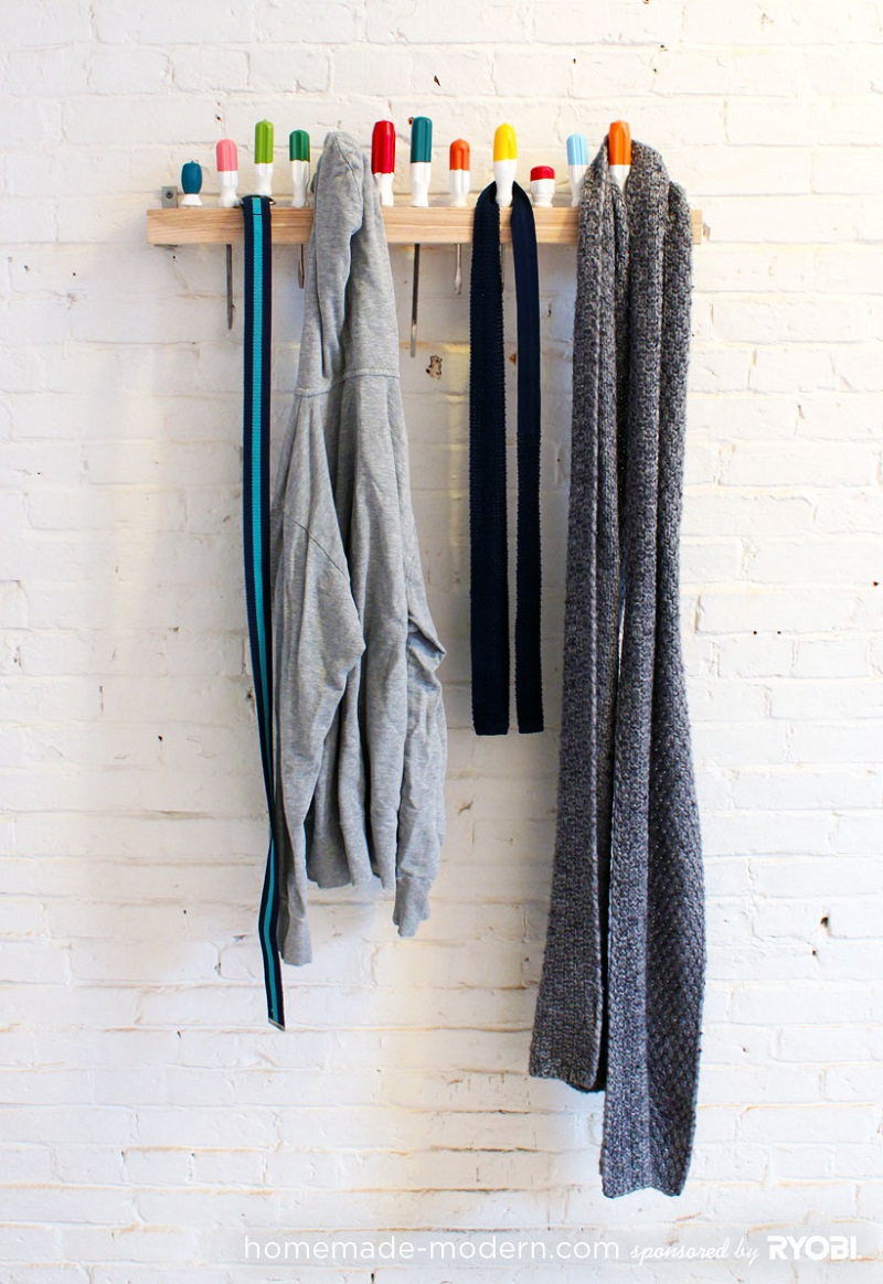 Screwdriver coat rack
