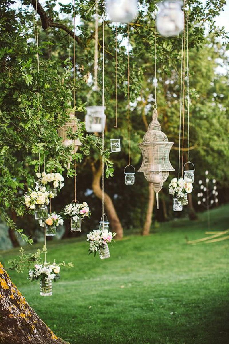 Hanging wedding flowers