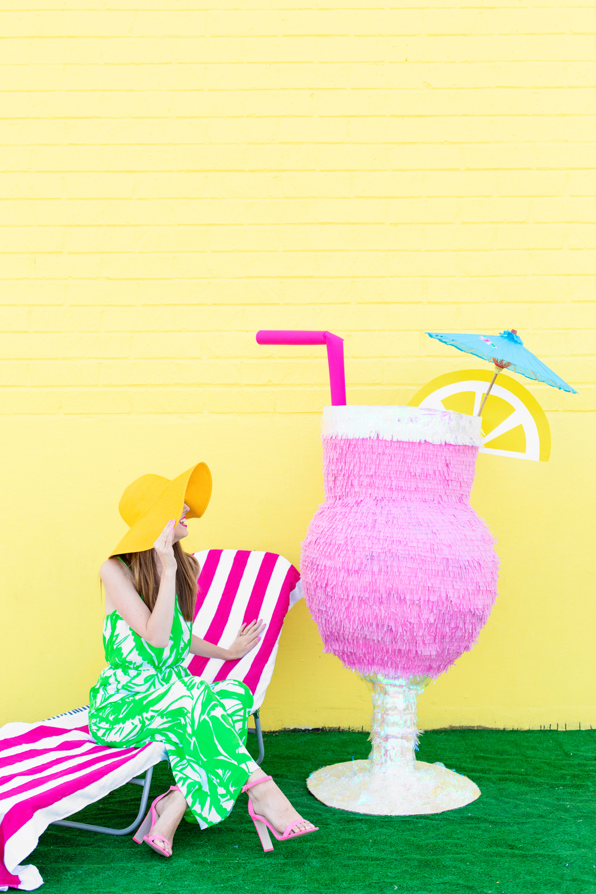 Diy tropical drink pinata