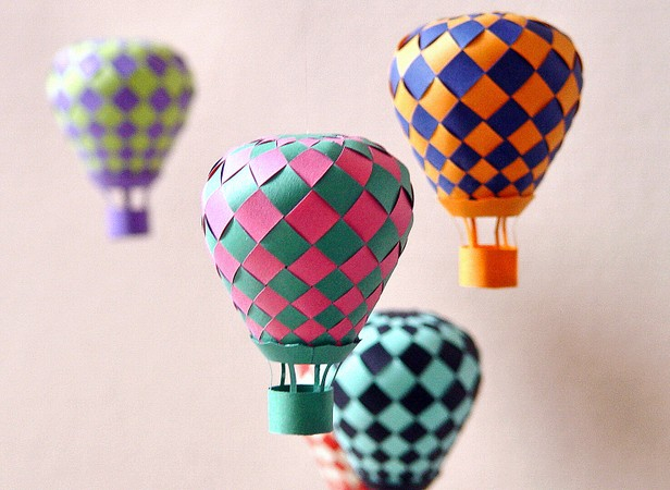 Best paper craft ideas with small and colorful balloons
