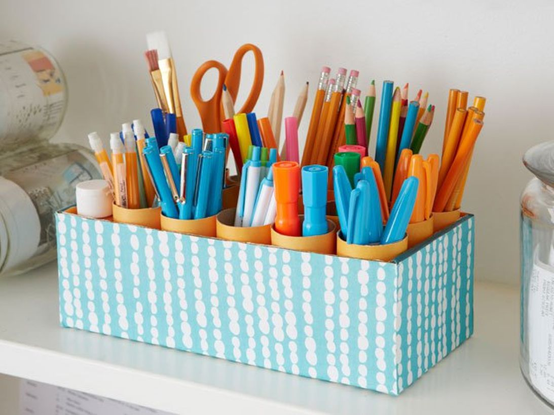 Shoe boxes from unused craft items to put stationery