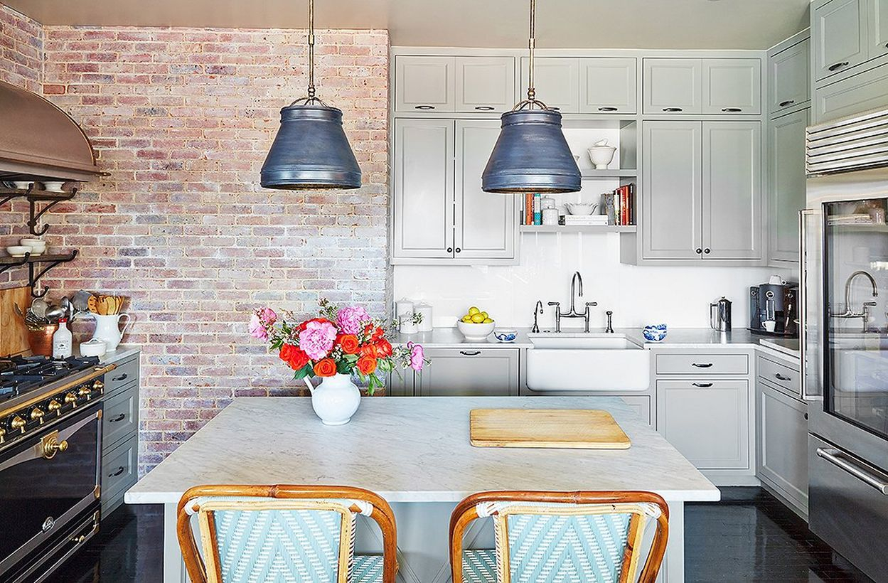 Beautiful coral gray color in the kitchen to make more beauty