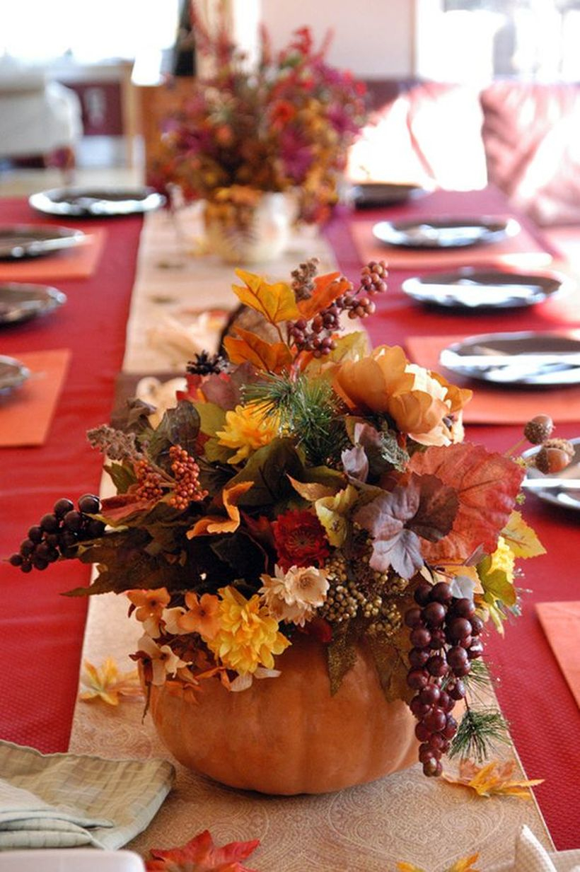 Creative pumpkin and flowers decoration