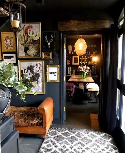 Patterned rug to beautify your dark living room