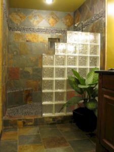 Amazing glass brick shower division design ideas 18