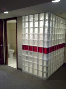 Amazing glass brick shower division design ideas 28
