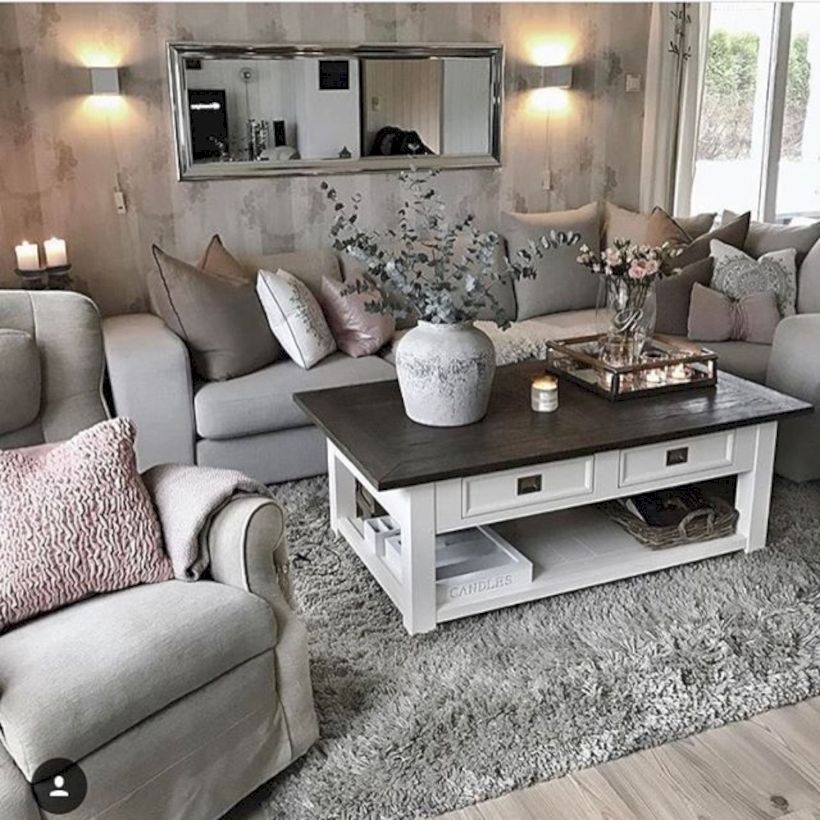 Beautiful living room design ideas with mirror 11