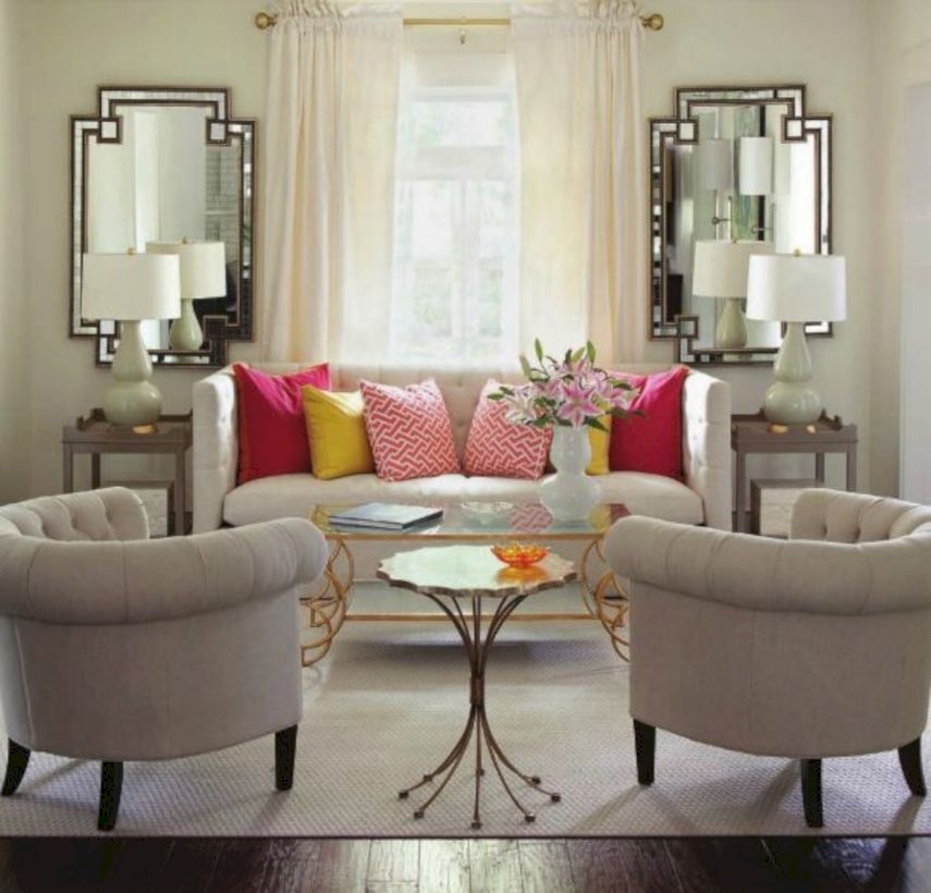 Beautiful living room design ideas with mirror 18