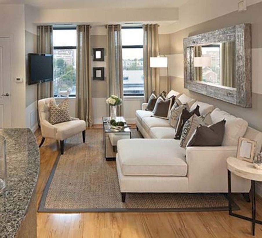 Beautiful living room design ideas with mirror 33