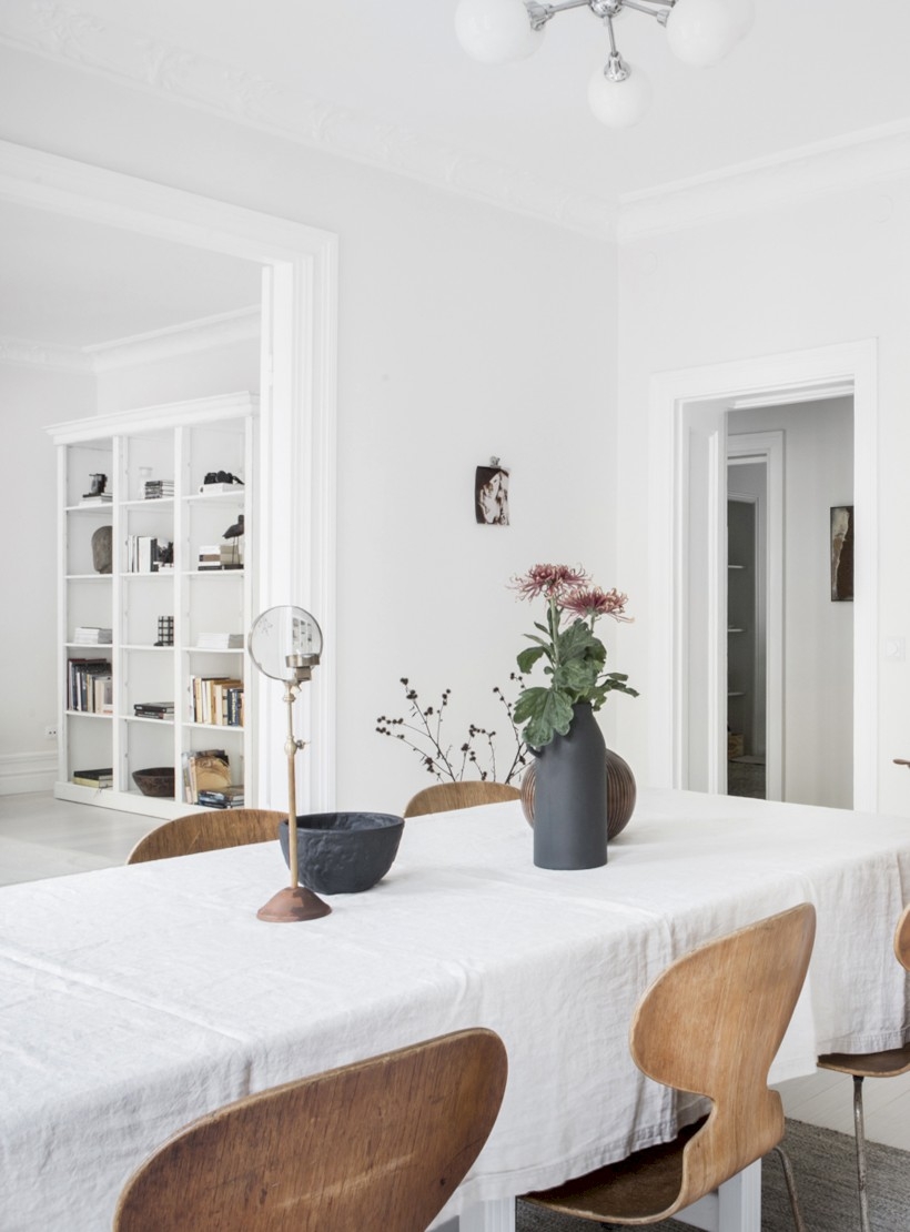 Best bright home with warm detail 12