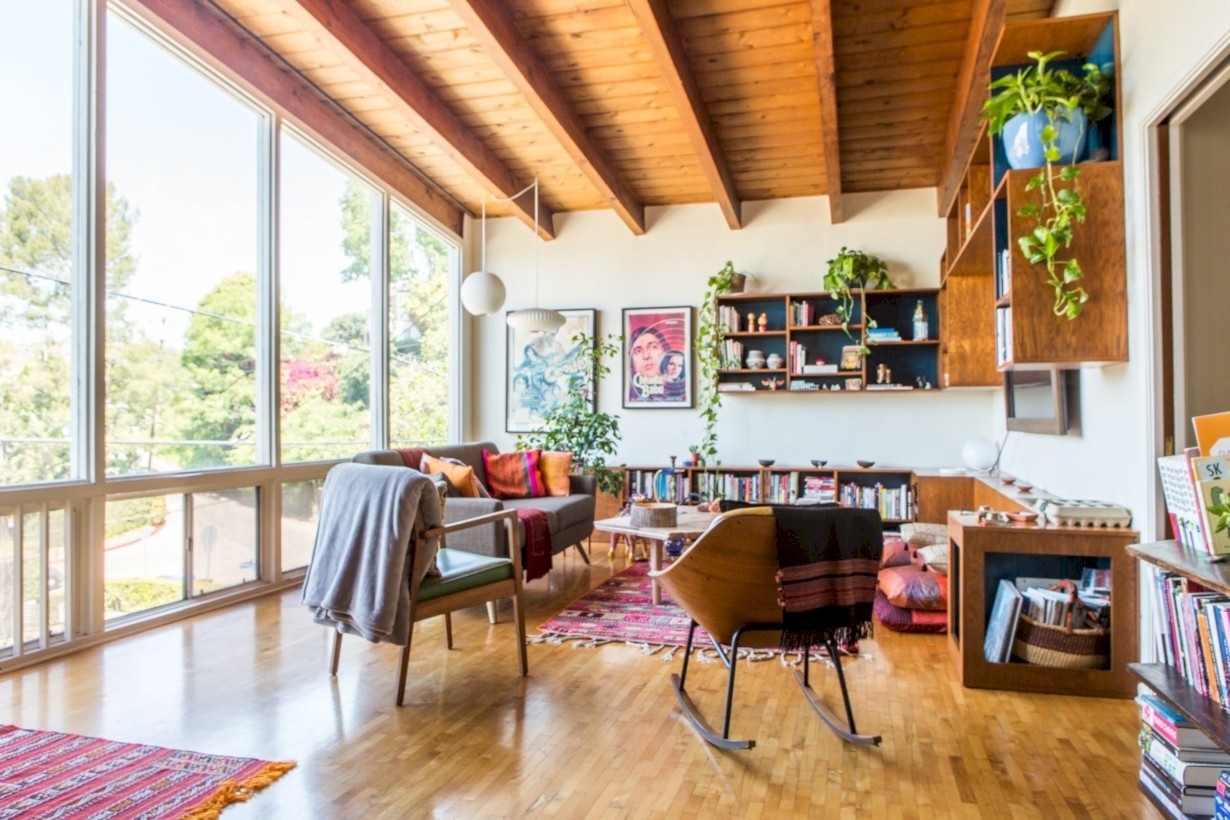 Best bright home with warm detail 37
