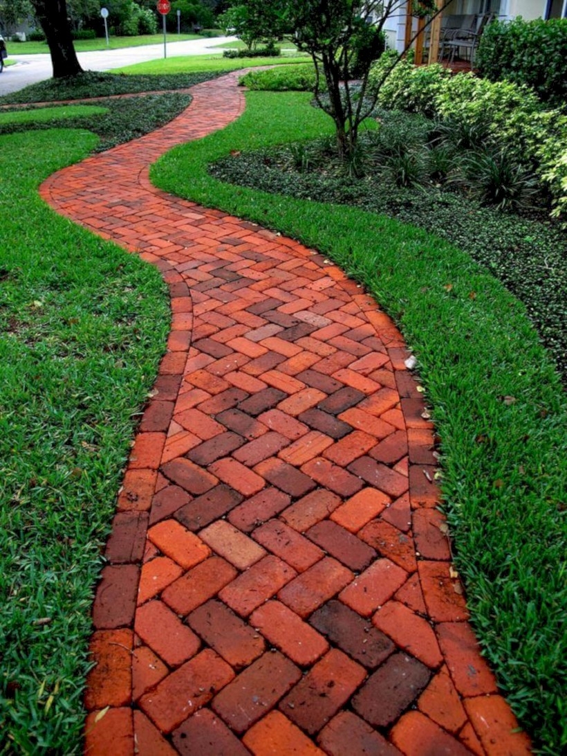 Best garden walkway to envy your visitor 21