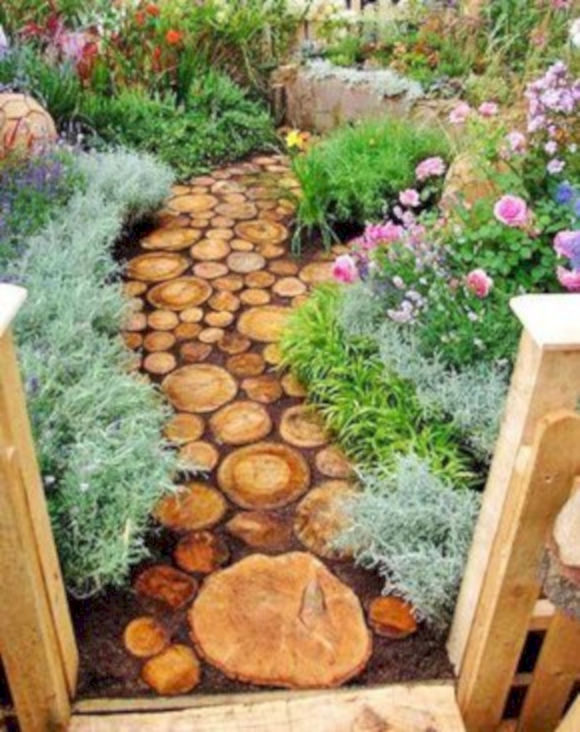 Best garden walkway to envy your visitor 24