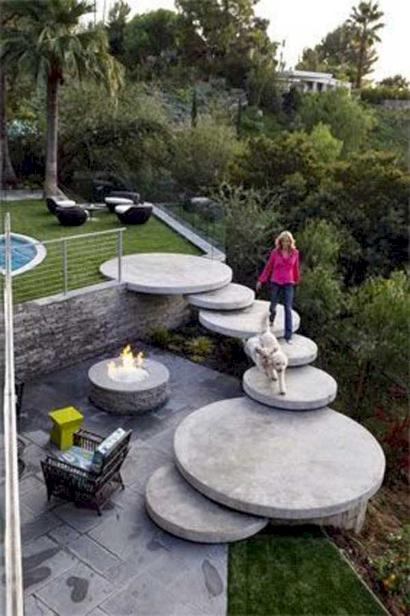 Best garden walkway to envy your visitor 39