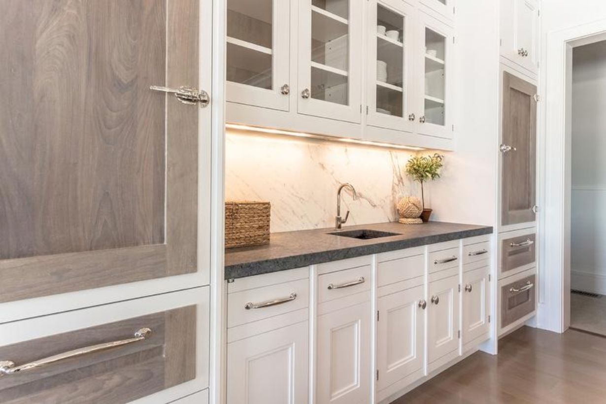 Charming custom kitchens cabinets designs 23