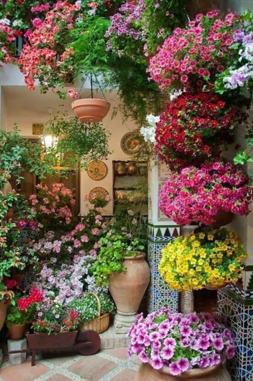 Charming outdoor hanging planters ideas to brighten your yard 01