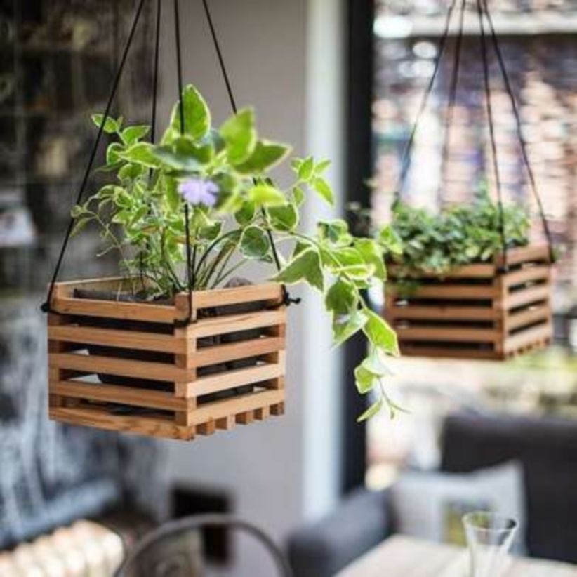 Charming outdoor hanging planters ideas to brighten your yard 08