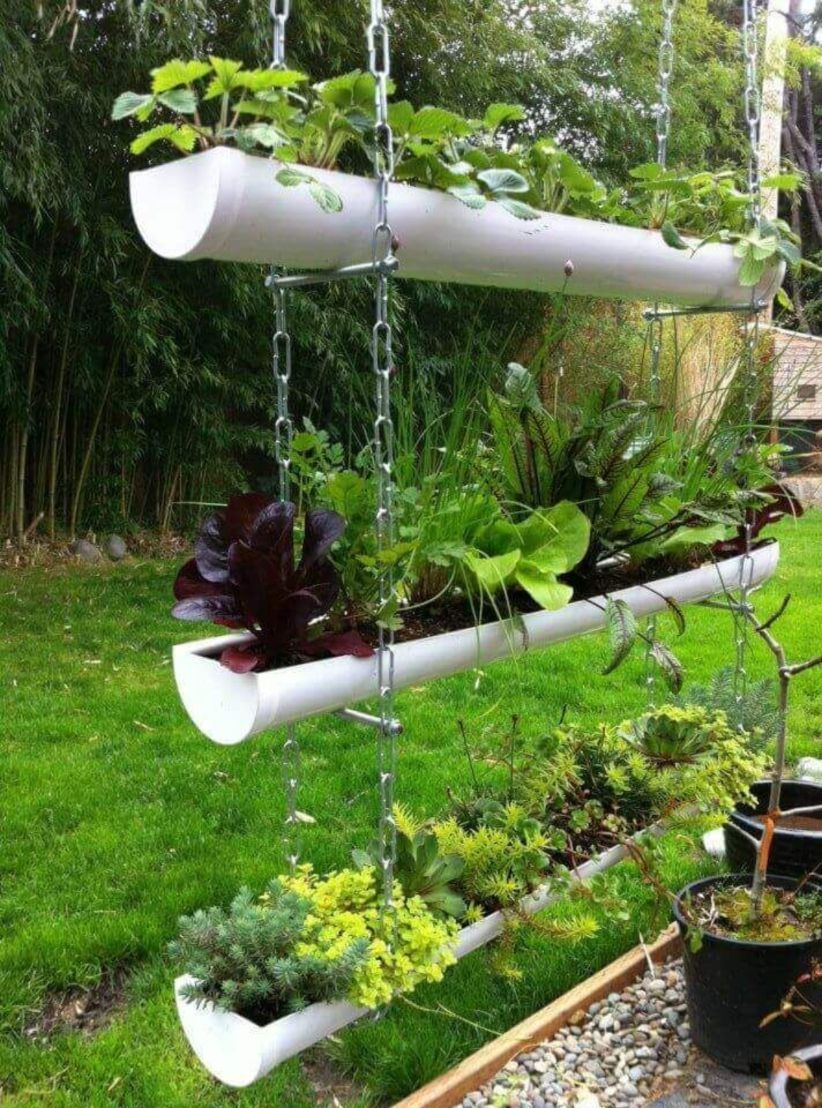 Charming outdoor hanging planters ideas to brighten your yard 35