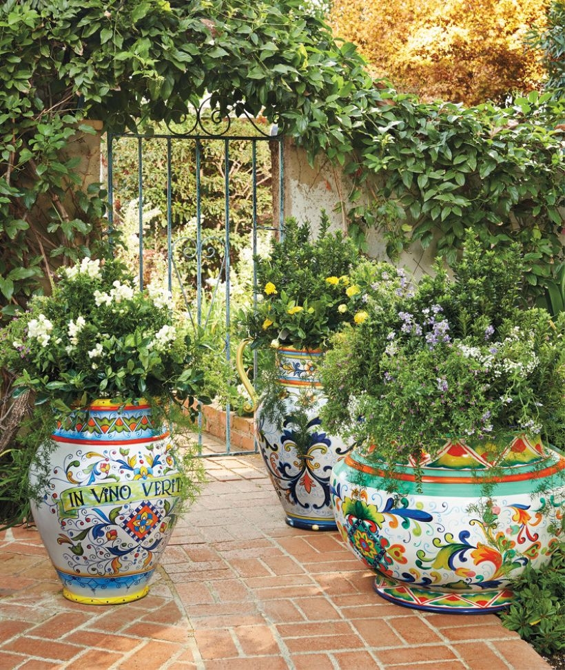 Creative garden potting ideas 28