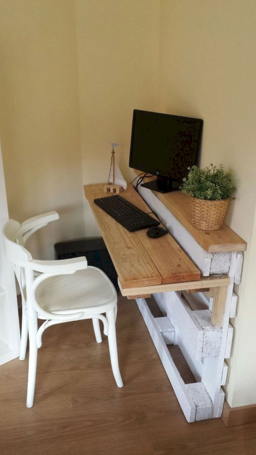 Easy pallet furniture projects for beginners 06