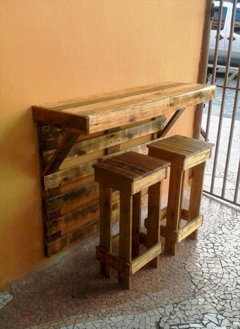 Easy pallet furniture projects for beginners 15