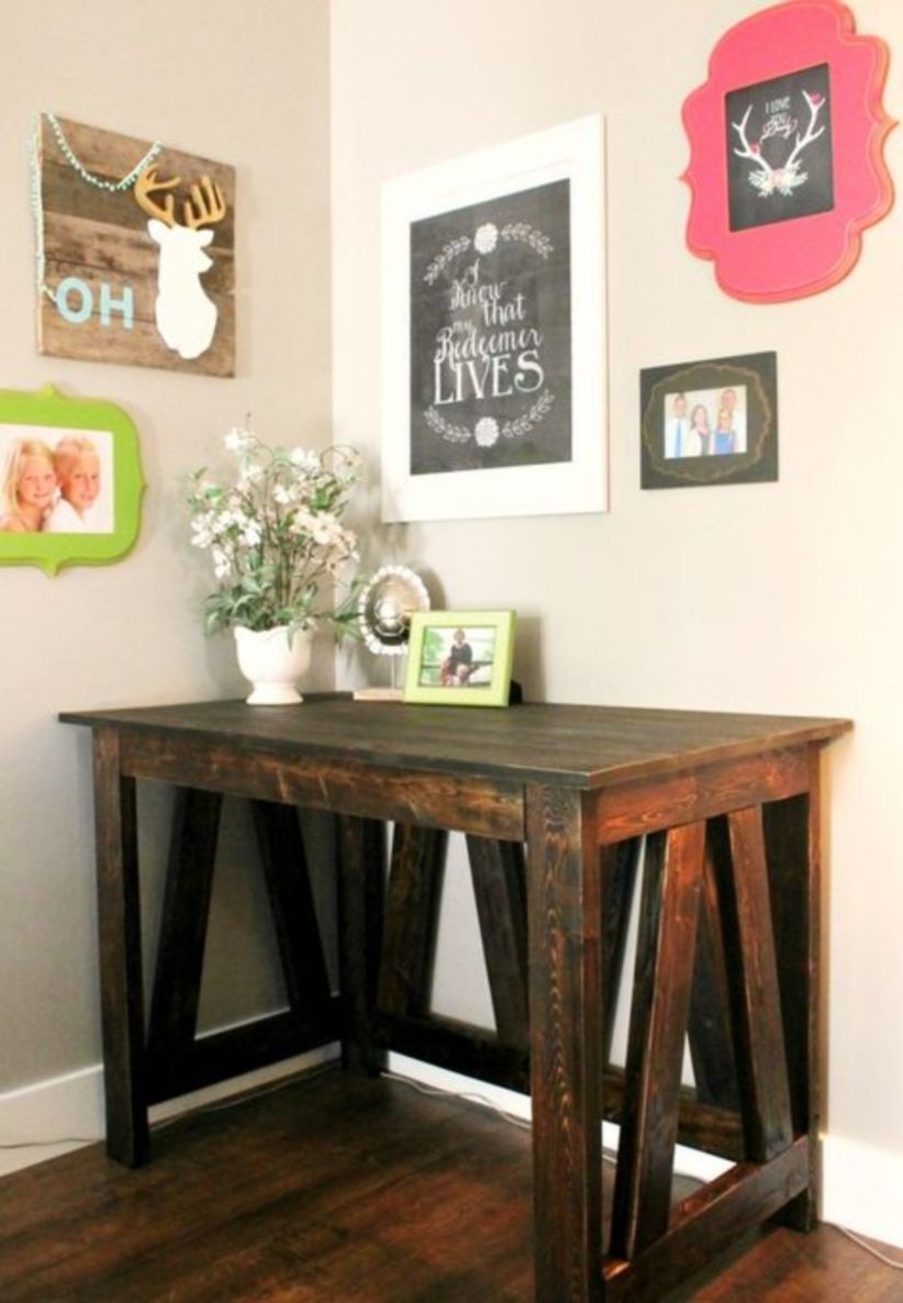 Easy pallet furniture projects for beginners 31