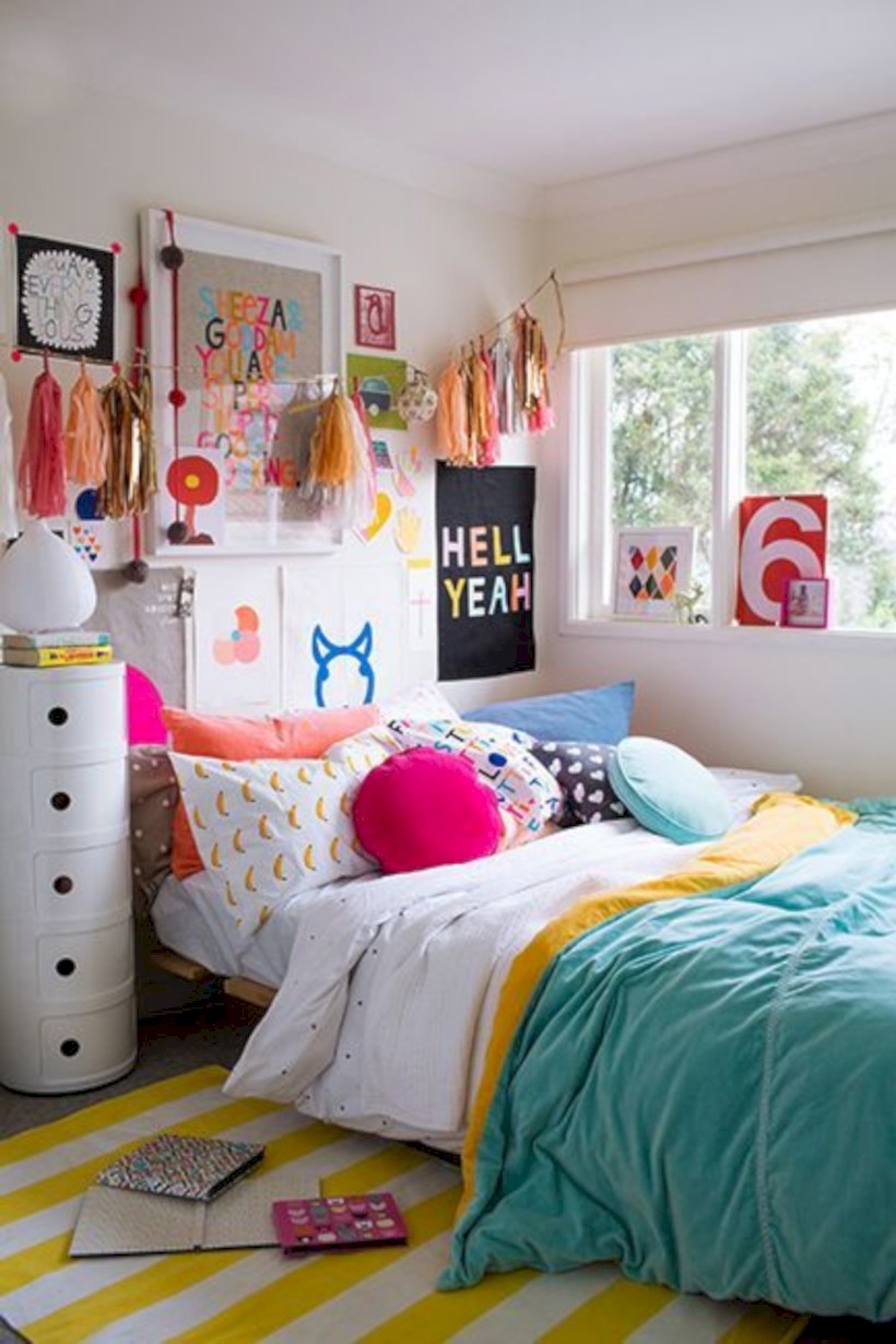 Easy and clever teen bedroom makeover ideas 15