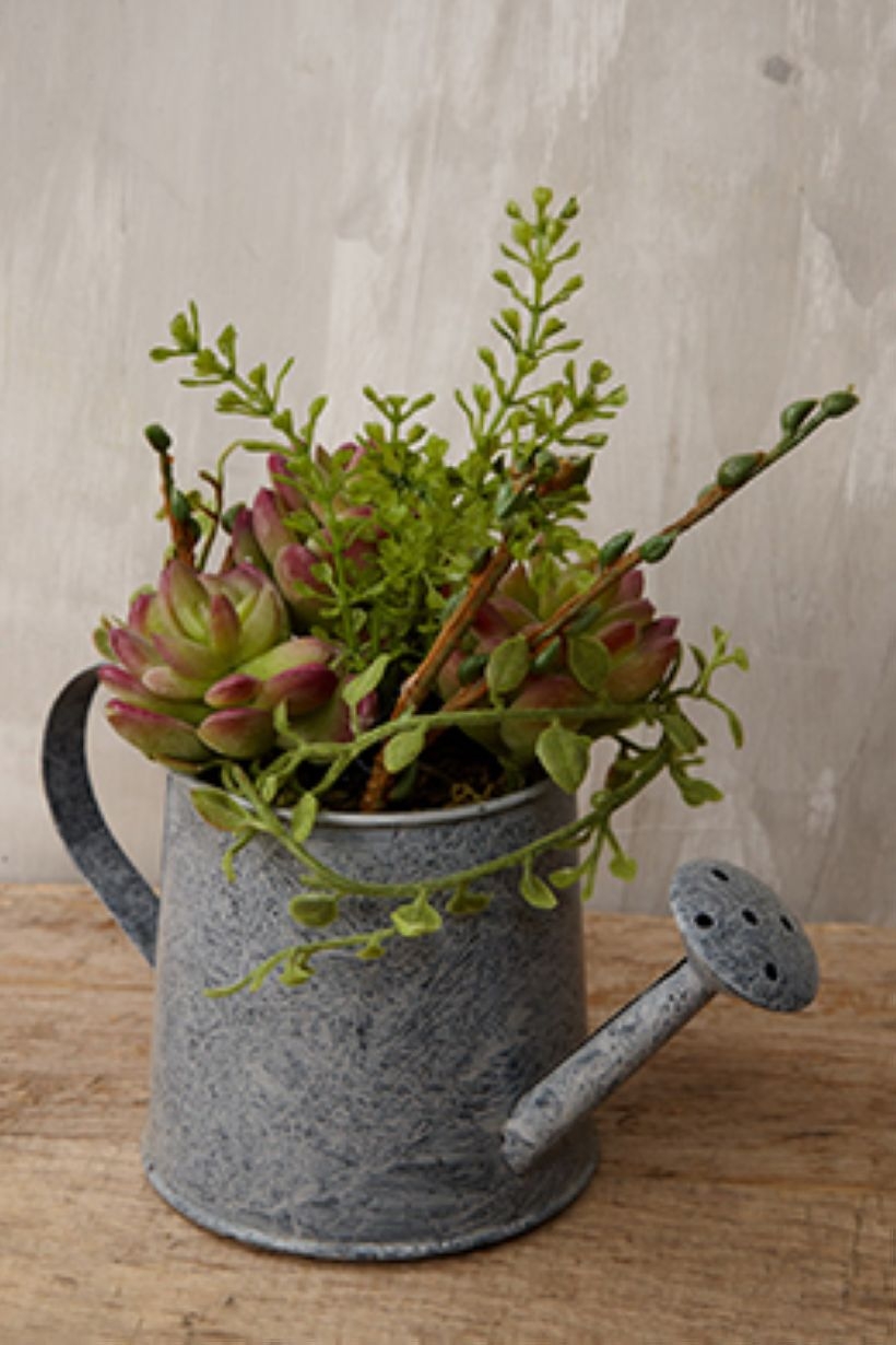 Faux cactus and succulent projects and ideas to decorate your home 32