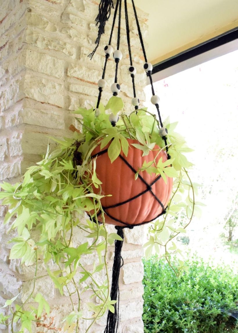 Faux cactus and succulent projects and ideas to decorate your home 33