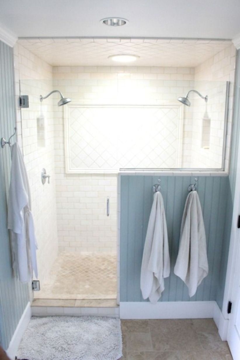 Half wall shower for your small bathroom design ideas 37
