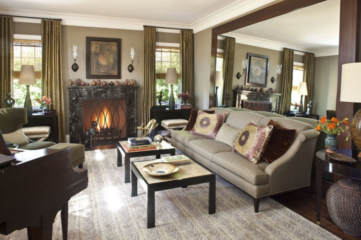 High ceilings accent wall with traditional and classic look 08