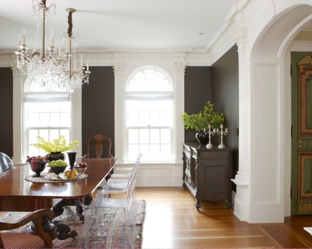 High ceilings accent wall with traditional and classic look 43