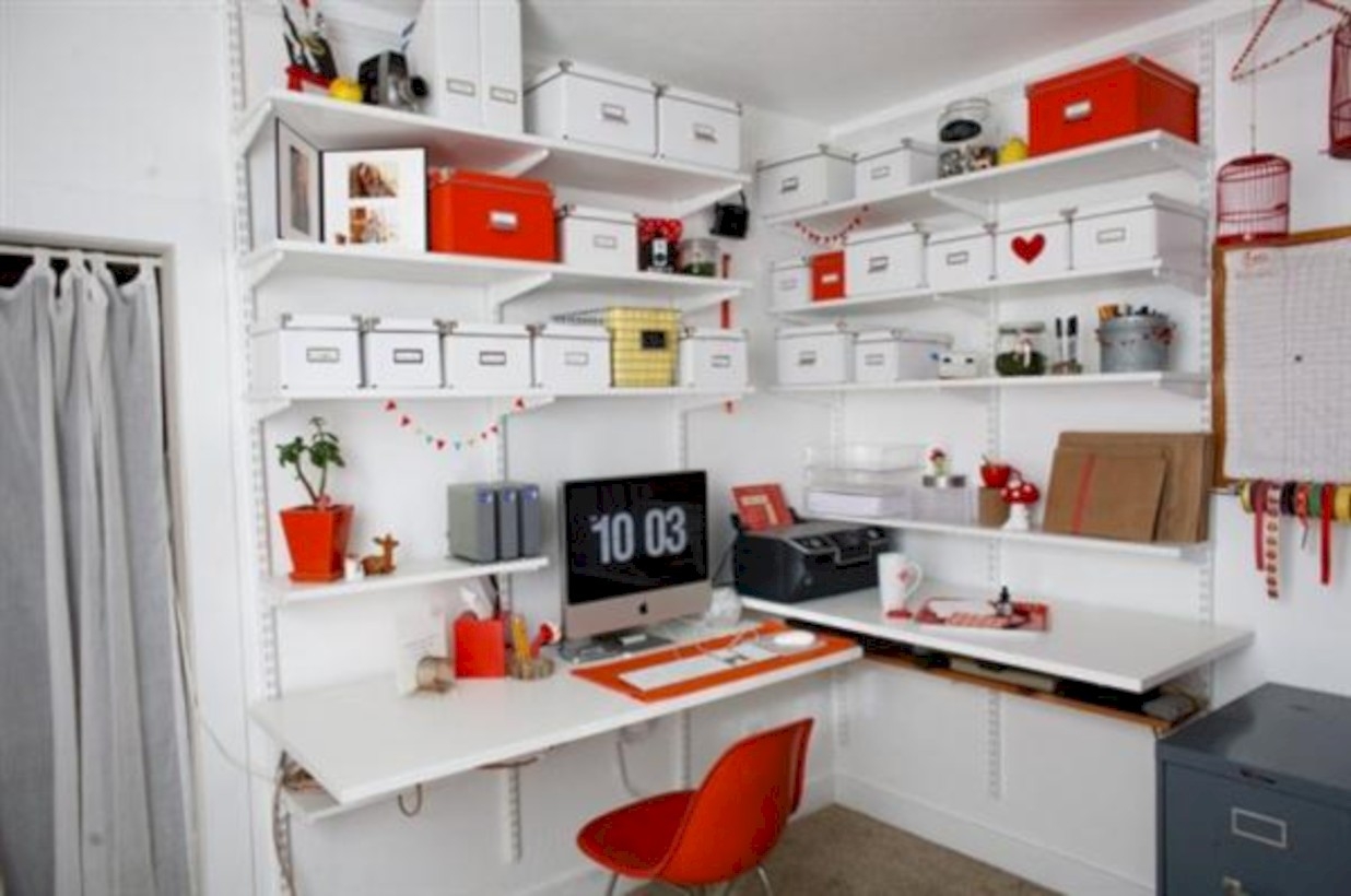 Neat and clean minimalist workspace design ideas for your home 20