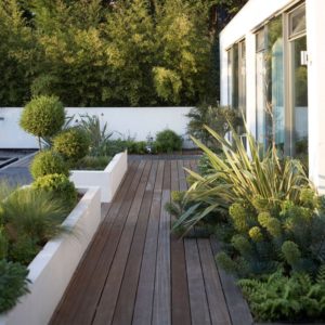 Outdoor garden decor landscaping flower beds ideas 08