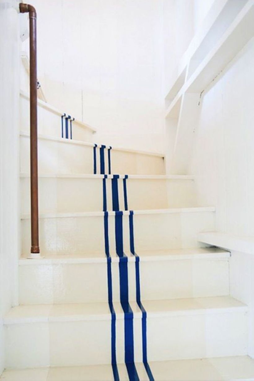 Painted staircase ideas which make your stairs look new 10