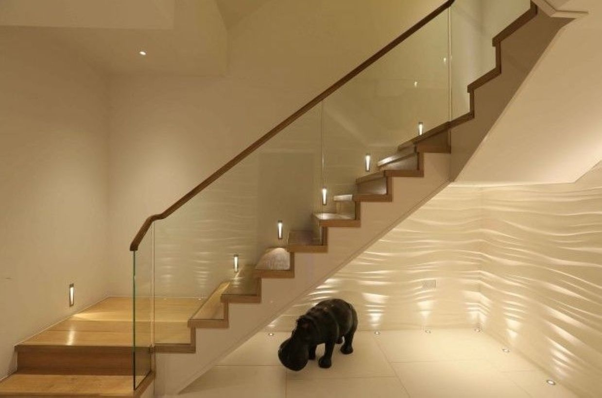 Painted staircase ideas which make your stairs look new 12
